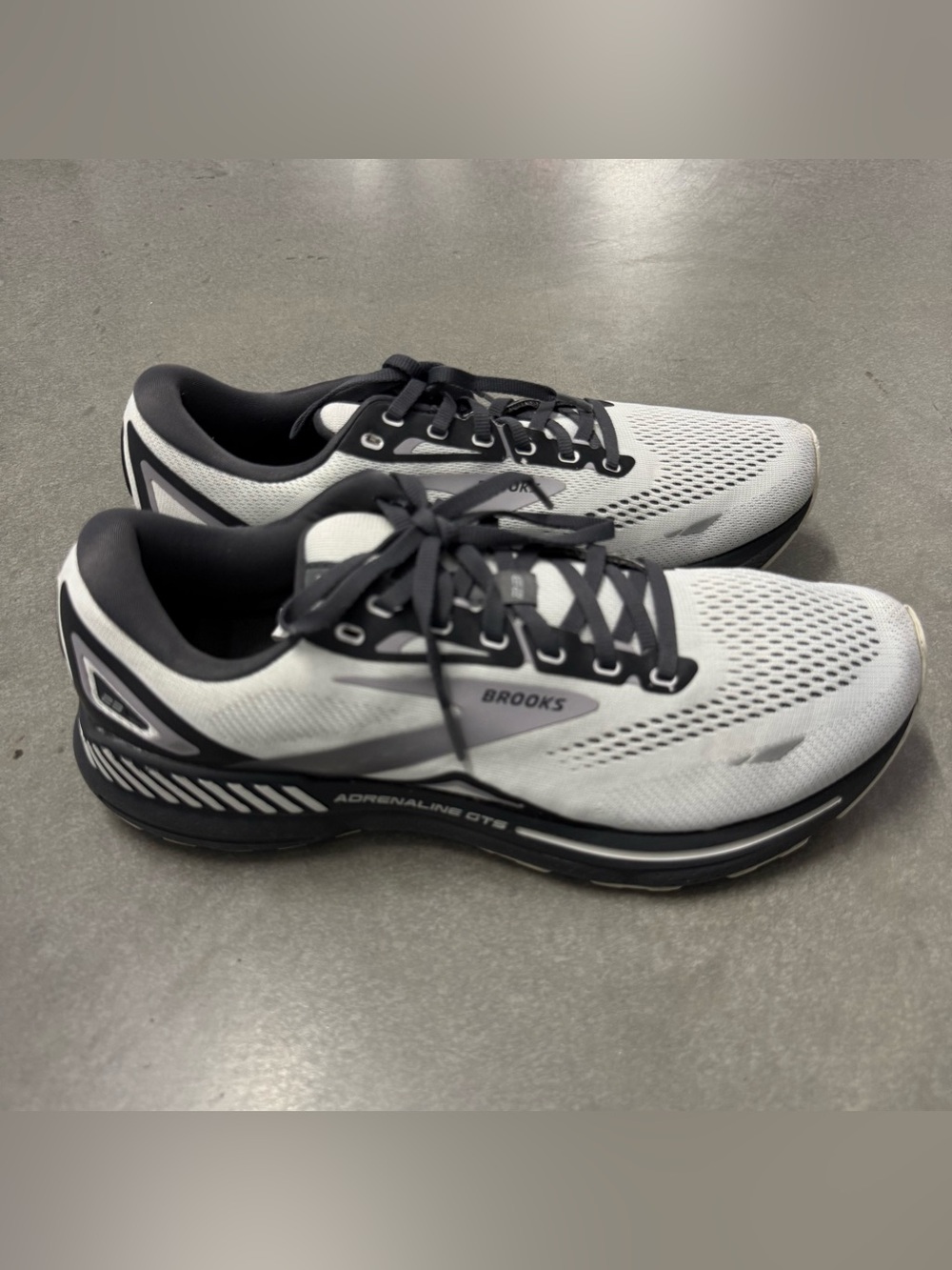 Brooks Adrenaline GTS Shoes Sneakers Running Gym 1103911D065, Mens 10.5 D